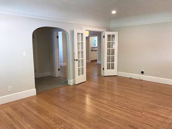 4th image of 1325 47th St