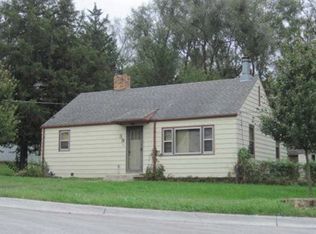 39 Martinview Rd, Bellevue, NE 68005