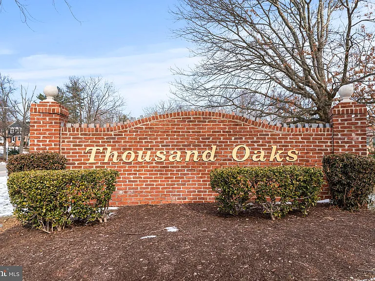 2053 Mayflower Dr — Photo 51