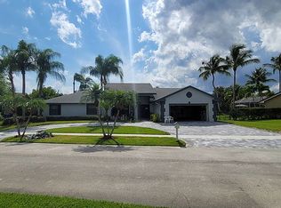 440 NW 200th Ave, Pembroke Pines, FL 33029