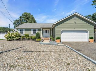 978 Linden Ave, Brick, NJ 08723