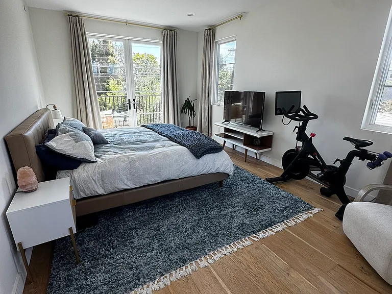 241 Ruth Ave — Photo 18