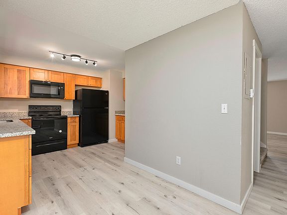 5th image of 15302 74th Ave E APT B