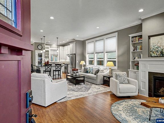 4th image of 448 Eaglet St NW