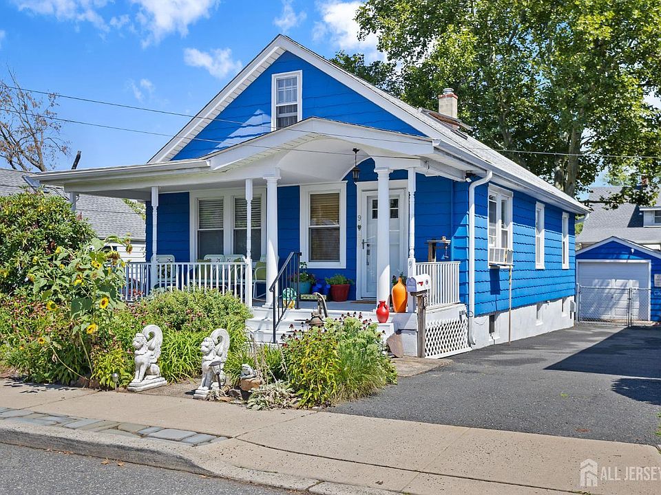 1st image of 9 Cornell St