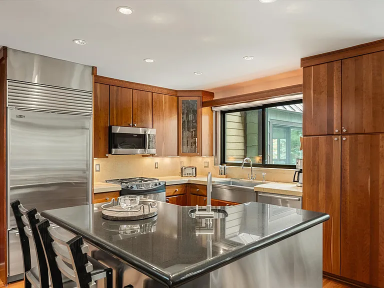 650 S Monarch St #9 — Photo 8