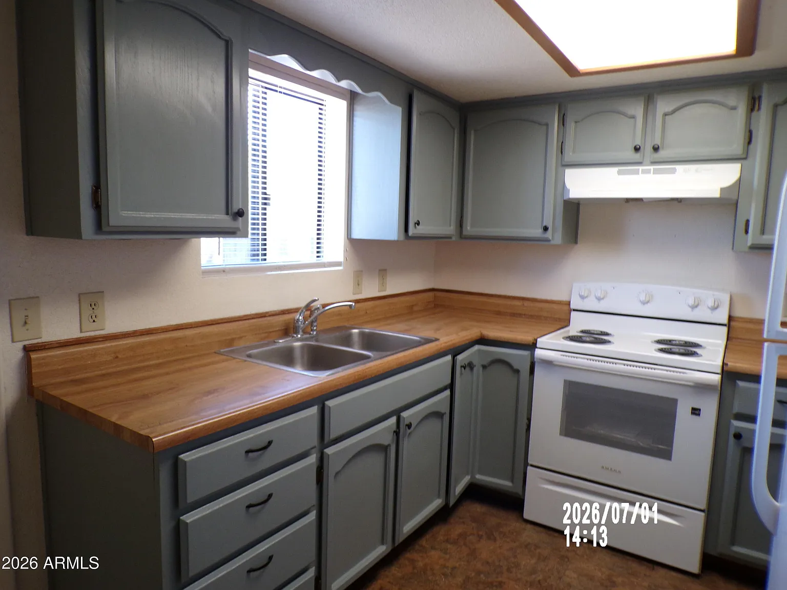 2 bed, 1.0 bath, 800 sqft, $1,350 — Photo 4