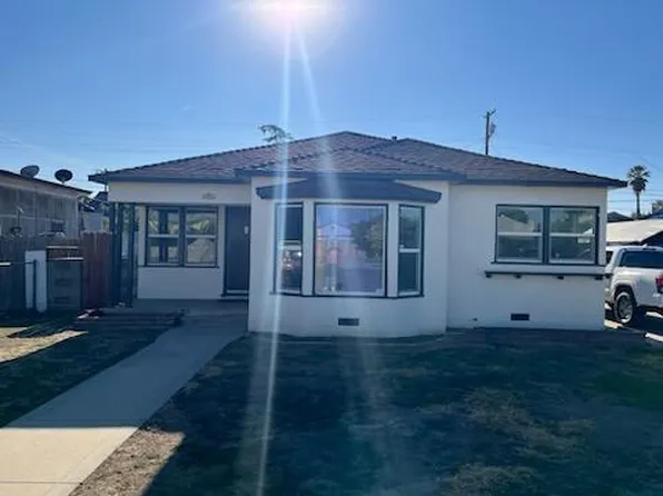 2017 Sylvia St, Selma, CA 93662