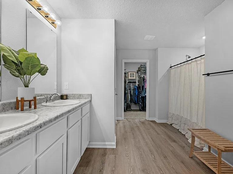 6537 Torrey Pines Trce — Photo 16