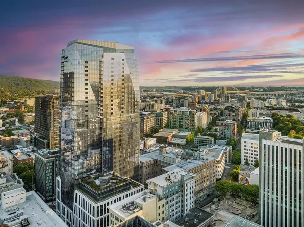 550 SW 10th Ave Unit 2802, Portland, OR 97205