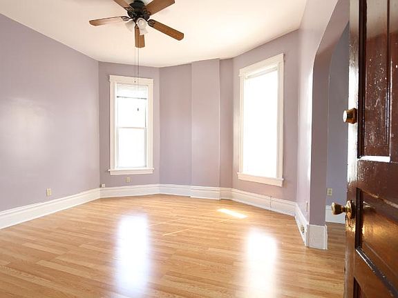 4th image of 3133 S Parnell Ave #3