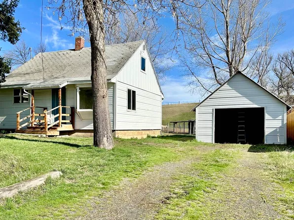 404 N Main St, Albion, WA 99102