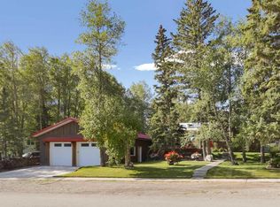 21 E Barrier Mountain Dr, Bighorn No. 8, AB T0L2C0
