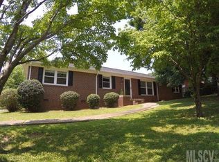 1126 Regehr Ave, Charlotte, NC 28214