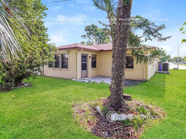 10600 41st St N — Photo 16
