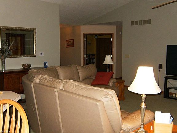 4th image of 2069 Cinnamon Dr