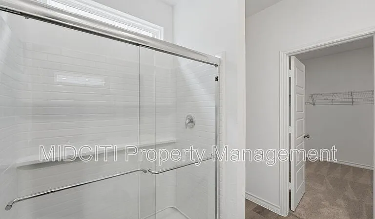 966 Bluegrass Point #NEW BRAUNFELS — Photo 23