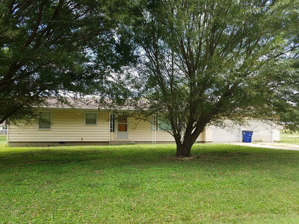 1st image of 402 Etchen Blvd