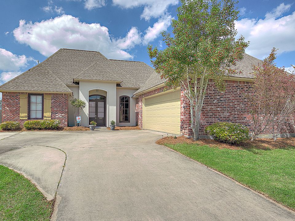 1st image of 2057 Cypress Cove Ave