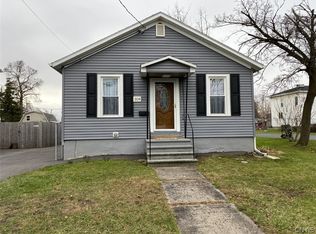 304 E Heman St, East Syracuse, NY 13057