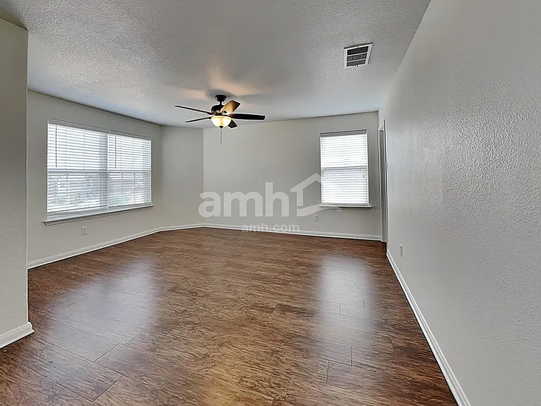 920 Summer Stream Rd — Photo 18