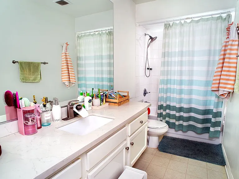 18200 Andrea Cir S #3 — Photo 11