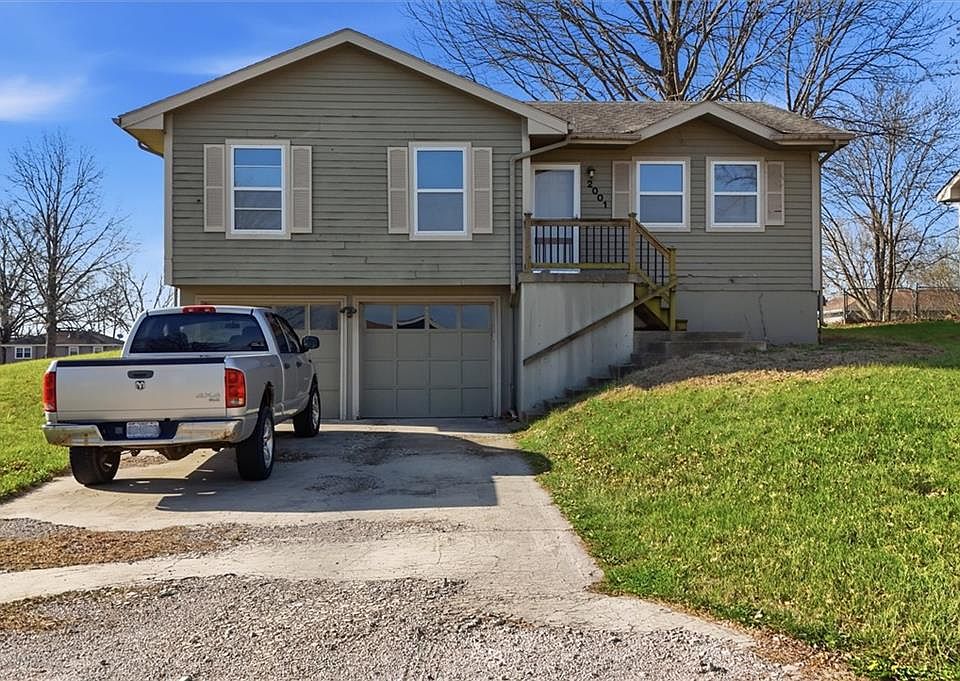 1st image of 2001 Kary Ln