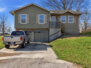2001 Kary Ln, Excelsior Springs, MO 64024