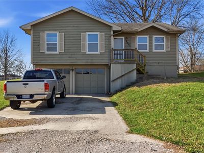 2001 Kary Ln, Excelsior Springs, MO, 64024