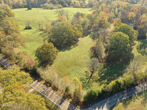 10 Davis Grove Rd, Bradford, TN 38316