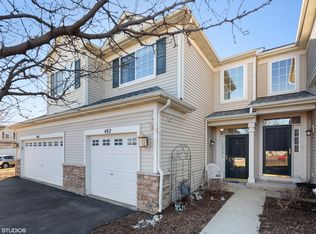 482 Telluride Dr, Gilberts, IL 60136