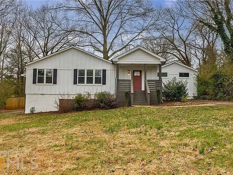 2573 Joyce Ave — Photo 1