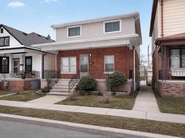 907 Gladstone Ave, Windsor, ON N9A 2R5