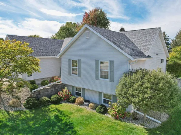 312 Morgan Lane, Beaver Dam, WI 53916