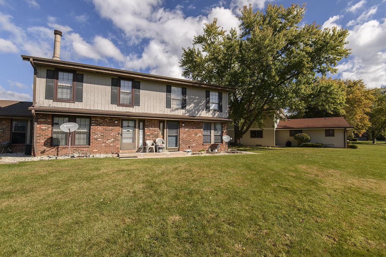 6954 North Raintree DRIVE #C, Milwaukee, WI 53223 | Zillow
