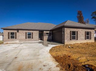 811 Mango Loop, Austin, AR 72007