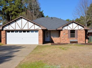 9021 Hollow Bluff Dr, Haughton, LA 71037