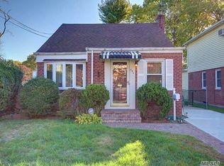 483 Locust Ter, West Hempstead, NY 11552