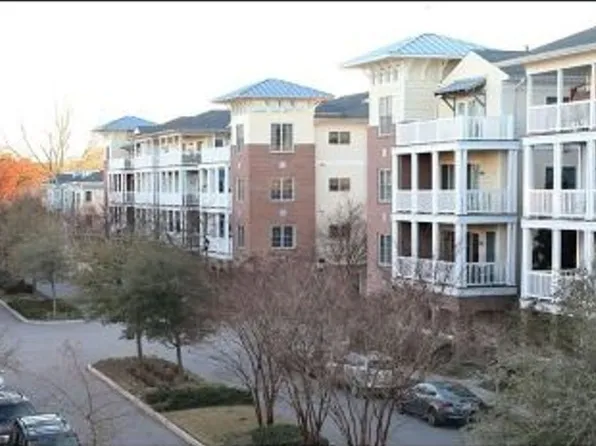 8242 N View Blvd, Norfolk, VA 23518