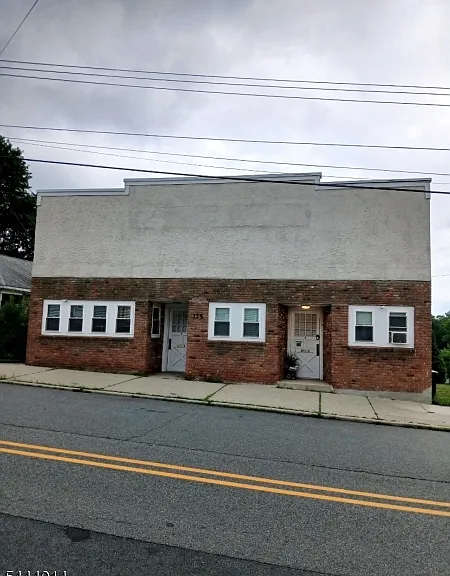 175 Main St #3 — Photo 1