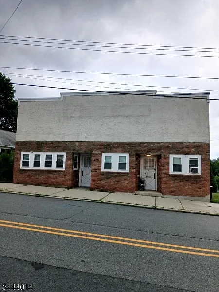 175 Main St #3