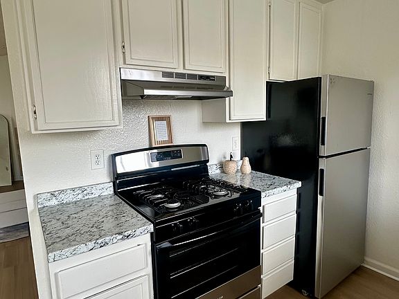 2nd image of 390 W University Ave APT 025