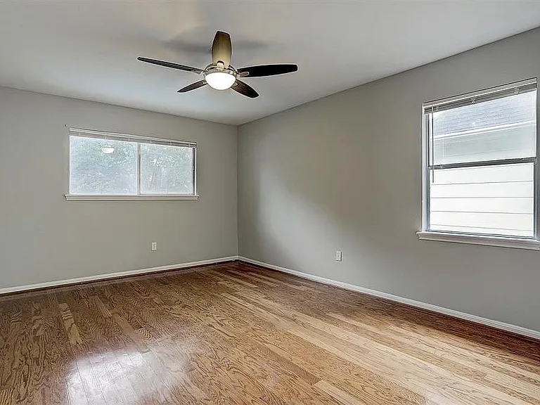 903 Crossroads Dr — Photo 19