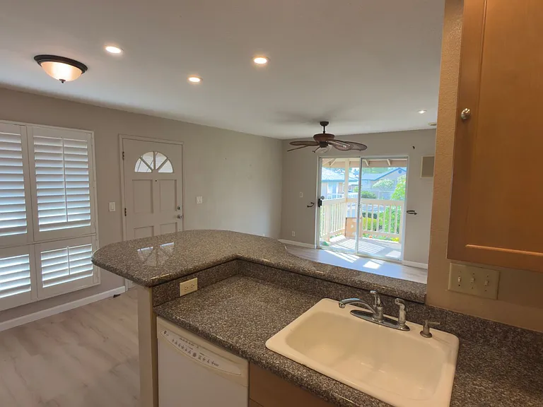 480 Kenolio Rd #21-202 — Photo 6