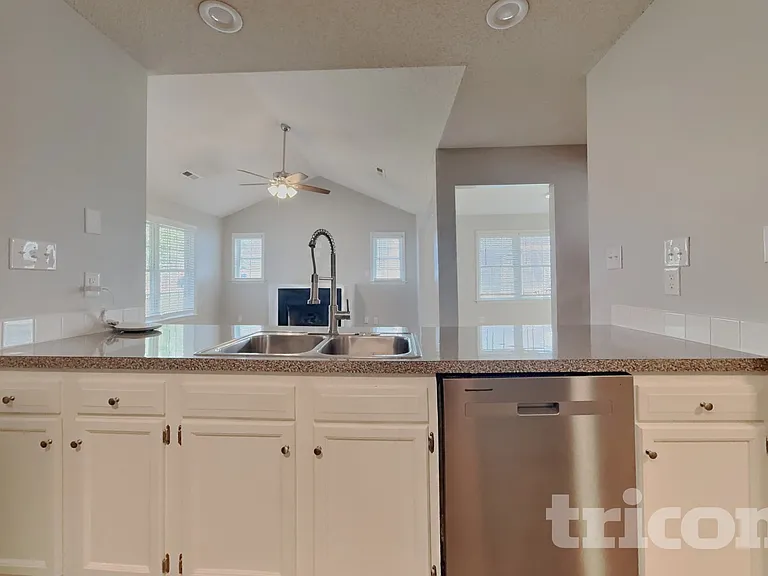 2112 Saponi Village Ct — Photo 5