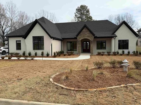 207 Shagbark Trl, Maumelle, AR 72113