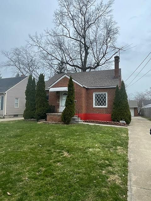 1st image of 25551 Farringdon Ave