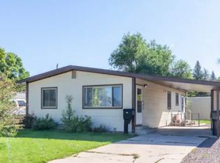 915 Stevens Dr, Cheyenne, WY 82001