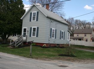 15 Cross St, Ashburnham, MA 01430