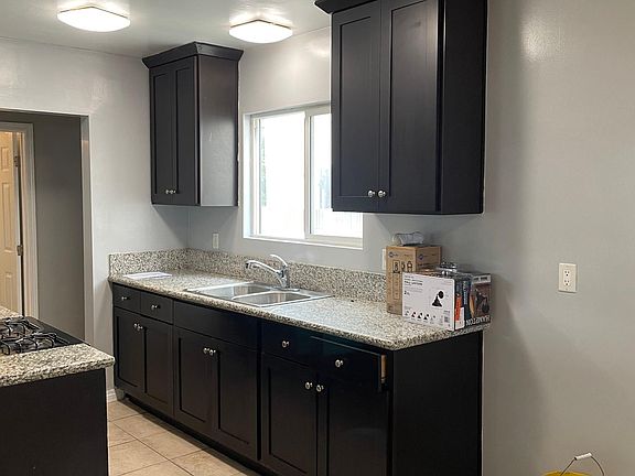 2nd image of 1059 W 105th St #2